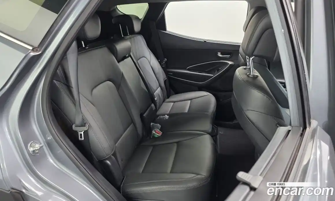 Hyundai Santa Fe 2017 2.0 гидро в Москве № 1142821, фото 11