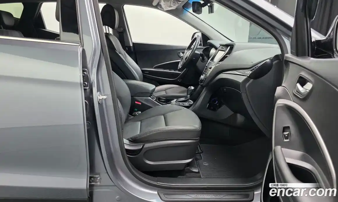 Hyundai Santa Fe 2017 2.0 гидро в Москве № 1142821, фото 9