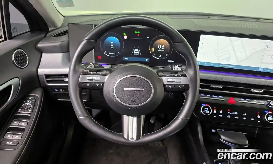 Hyundai Sonata 2023 2.0 Автомат в Москве № 1142876, фото 13