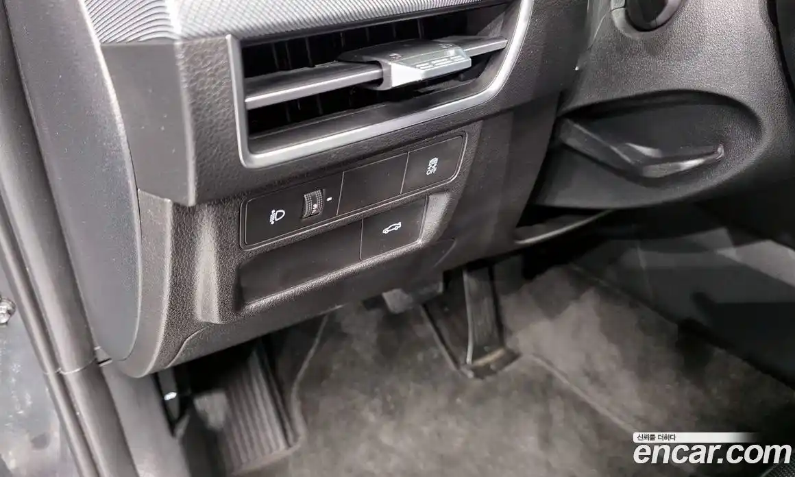 Hyundai Sonata 2023 2.0 Автомат в Москве № 1142876, фото 16