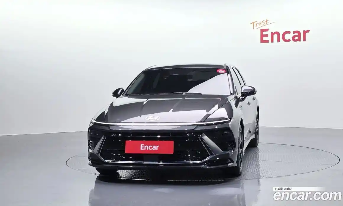 Hyundai Sonata 2023 2.0 Автомат в Москве № 1142876, фото 3