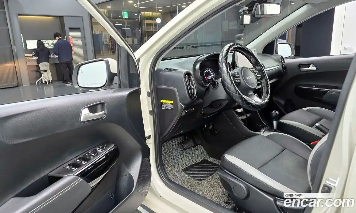 Kia Morning 2023 1.0 Автомат в Москве № 1142979, фото 11