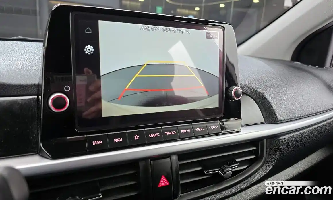 Kia Morning 2023 1.0 Автомат в Москве № 1142979, фото 16