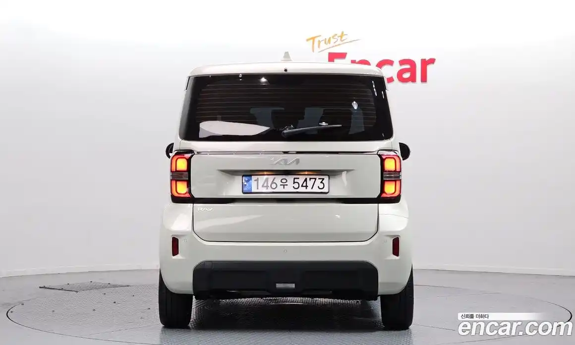 Kia Ray 2023 1.0 Автомат в Москве № 1143075, фото 4