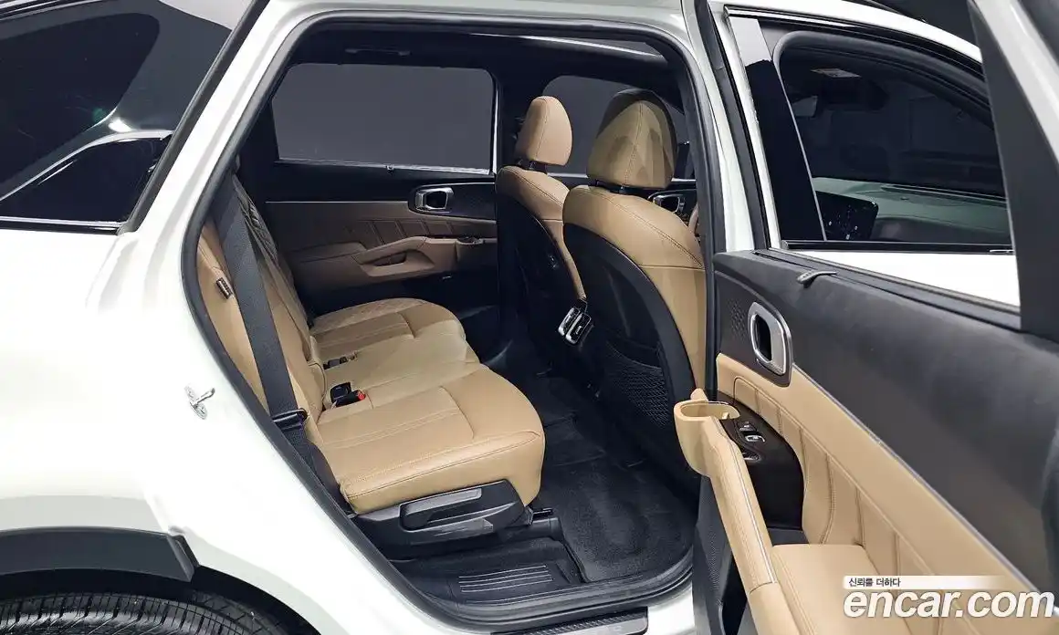 Kia Sorento 2024 1.6 Автомат в Москве № 1143162, фото 11