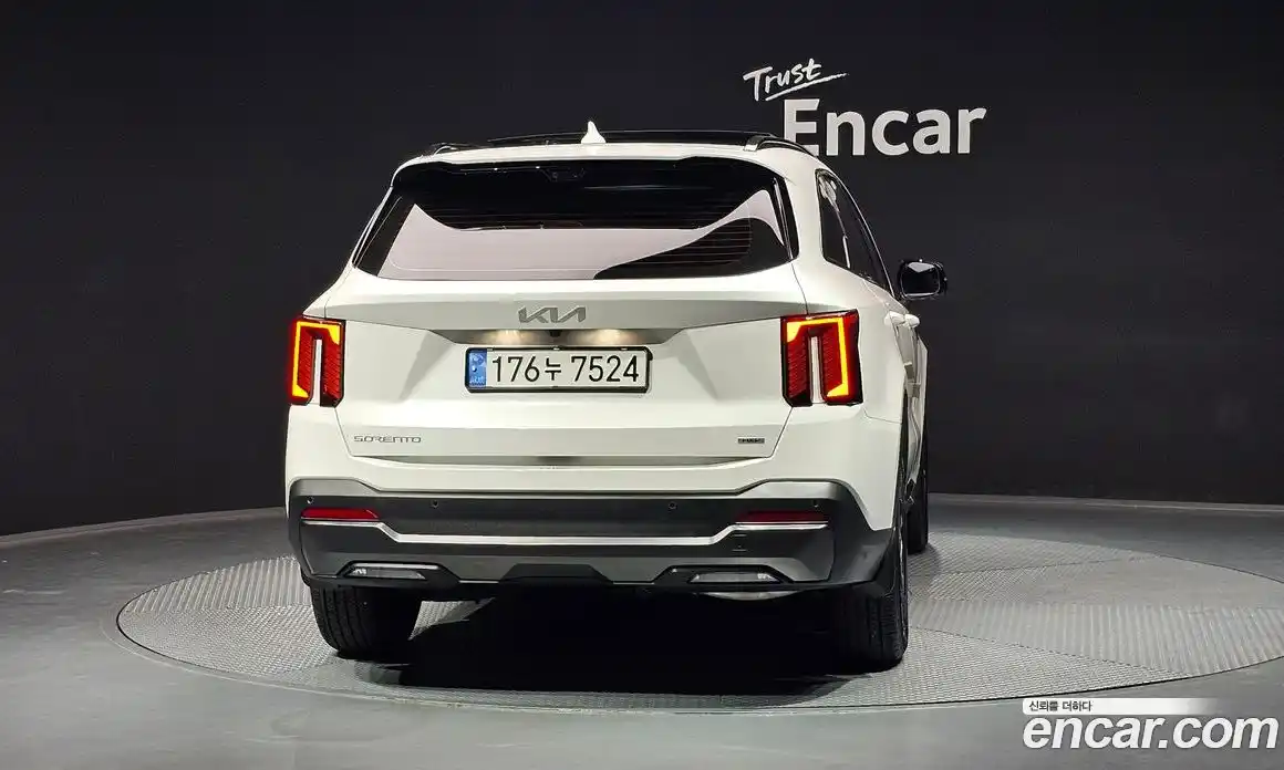 Kia Sorento 2024 1.6 Автомат в Москве № 1143162, фото 4