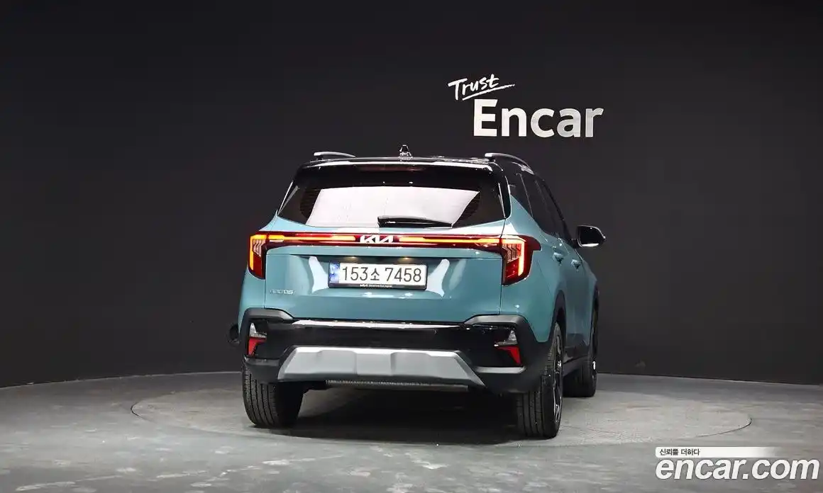 Kia Seltos 2024 2.0 Автомат в Москве № 1143217, фото 4