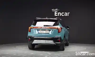 Kia Seltos 2024 2.0 Автомат в Москве № 1143217, миниатюра 4