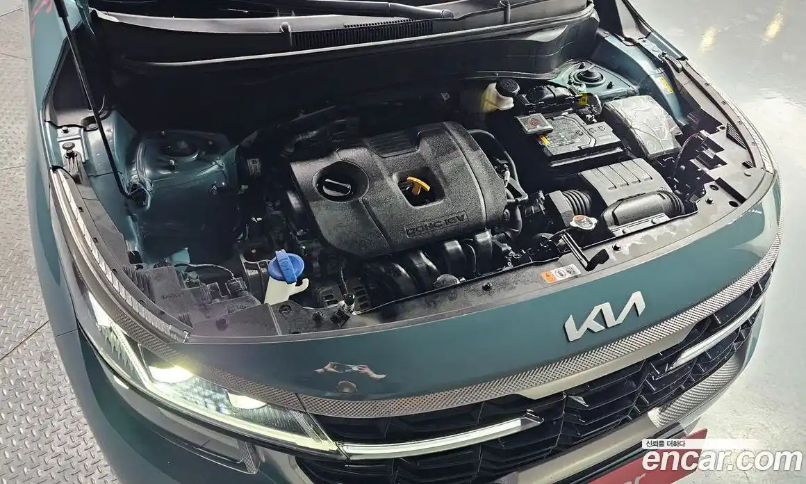 Kia Seltos 2024 2.0 Автомат в Москве № 1143217, фото 6