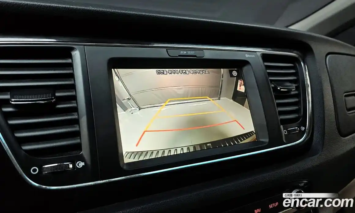 Kia Canival 2018 2.2 Автомат в Москве № 1143221, фото 16