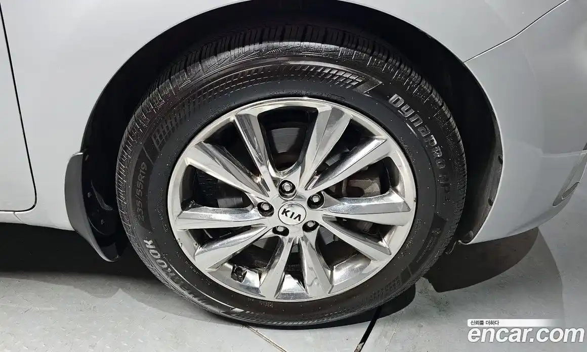 Kia Canival 2018 2.2 Автомат в Москве № 1143221, фото 5