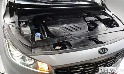 Kia Canival 2018 2.2 Автомат в Москве № 1143221, миниатюра 6