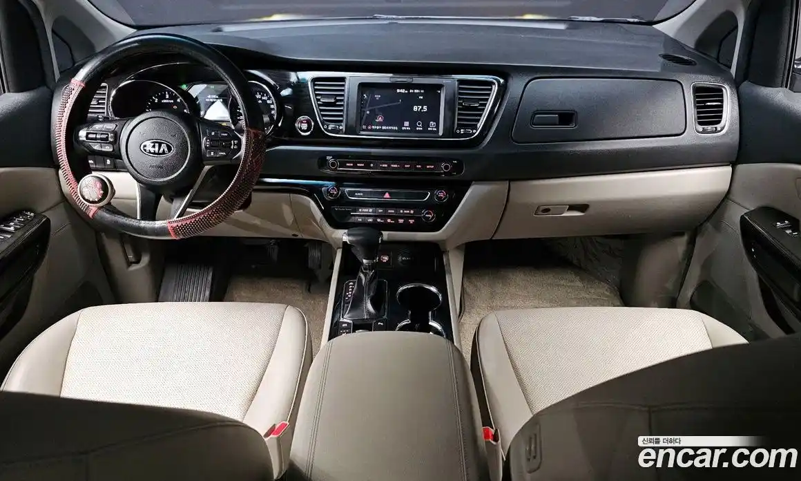 Kia Canival 2018 2.2 Автомат в Москве № 1143221, фото 7