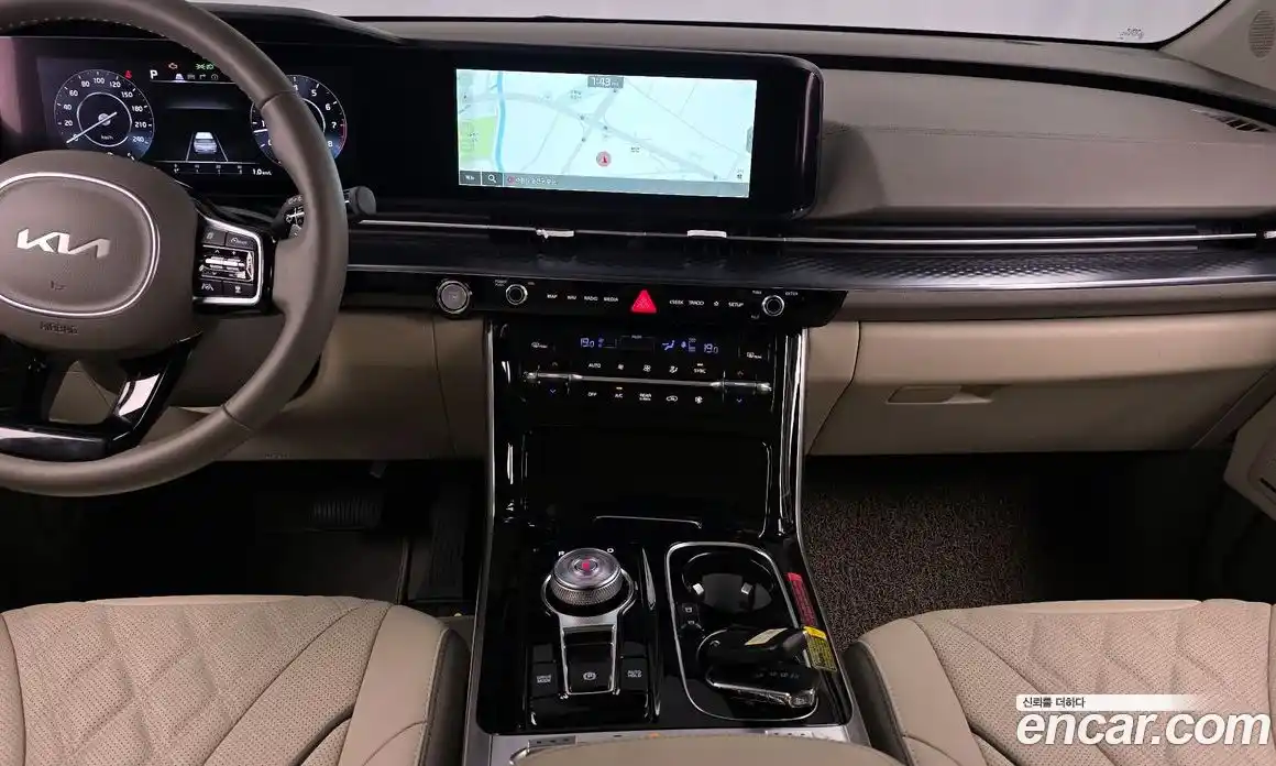 Kia Canival 2022 3.5 Автомат в Москве № 1143242, фото 14