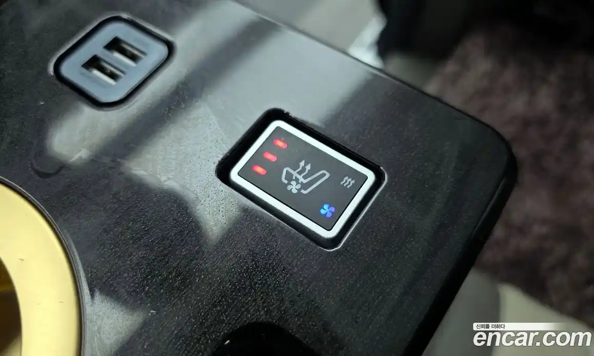 Kia Canival 2022 3.5 Автомат в Москве № 1143242, фото 17