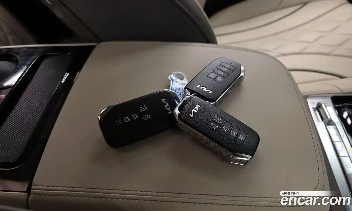 Kia Canival 2022 3.5 Автомат в Москве № 1143242, фото 18