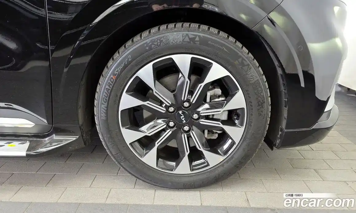 Kia Canival 2022 3.5 Автомат в Москве № 1143242, фото 5