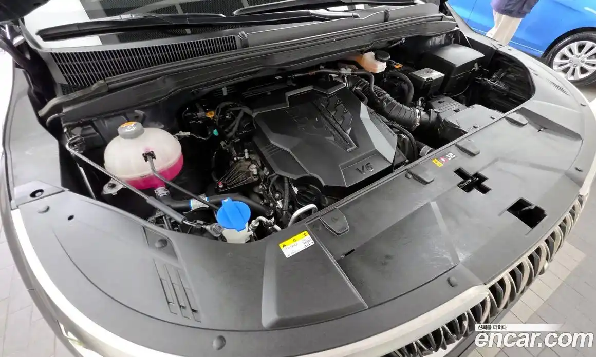 Kia Canival 2022 3.5 Автомат в Москве № 1143242, фото 6