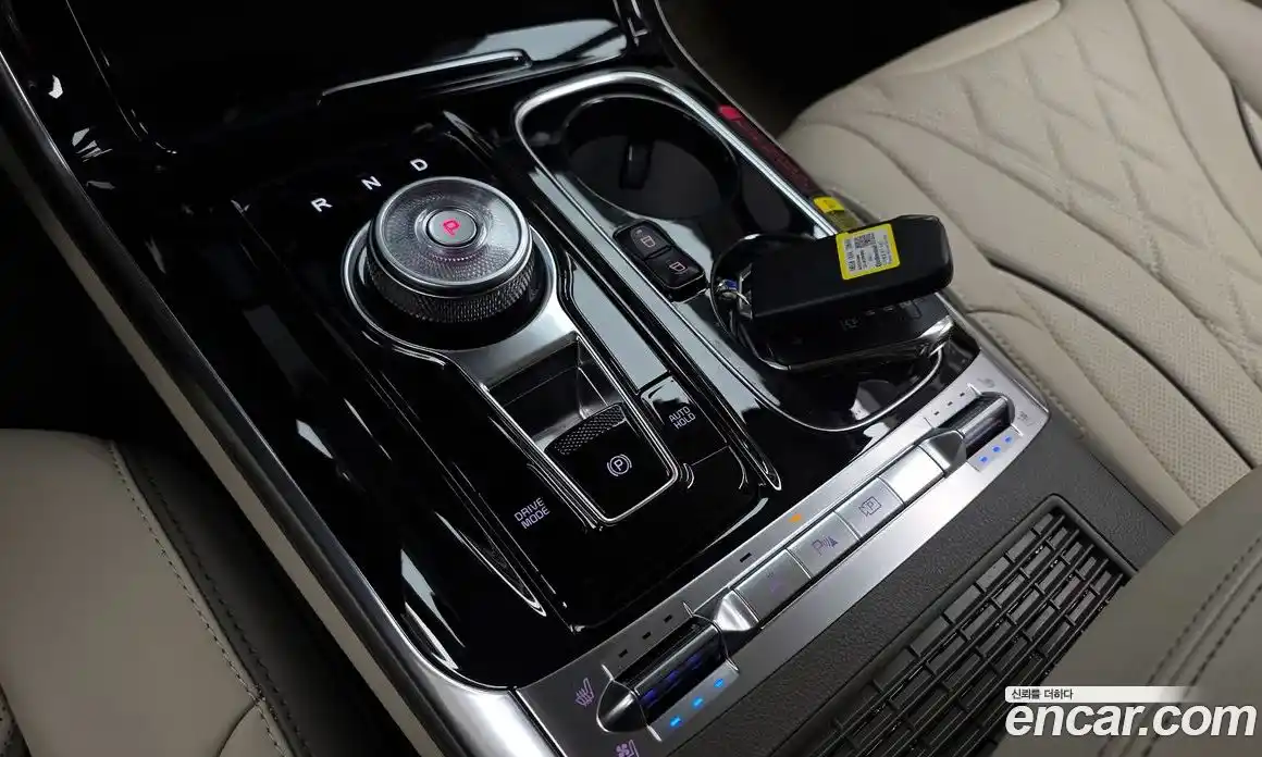 Kia Canival 2022 3.5 Автомат в Москве № 1143242, фото 9