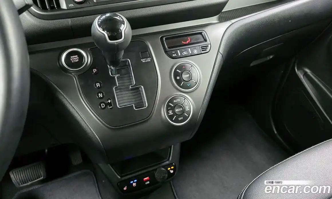 Kia Ray 2023 1.0 Автомат в Москве № 1143254, фото 9