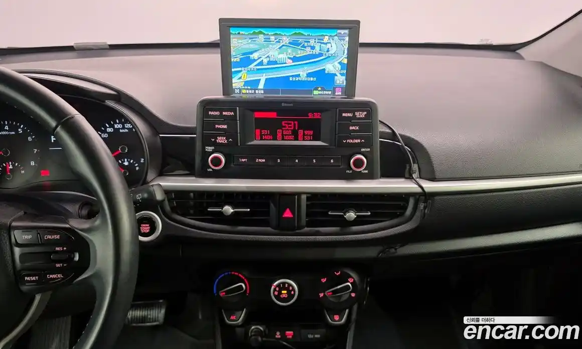 Kia Morning 2018 1.0 Автомат в Москве № 1143347, фото 20