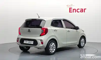 Kia Morning 2018 1.0 Автомат в Москве № 1143347, миниатюра 2