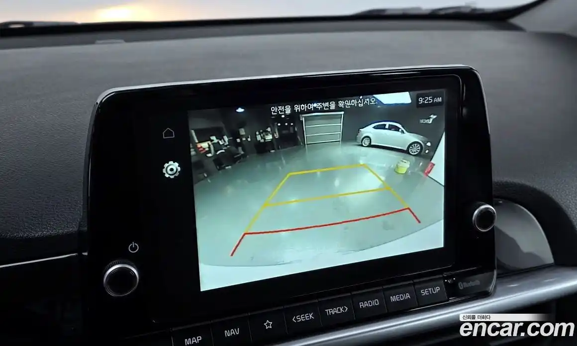 Kia Morning 2022 1.0 Автомат в Москве № 1143355, фото 16