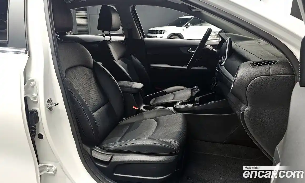 Kia K3 2019 1.6 Автомат в Москве № 1143394, фото 17