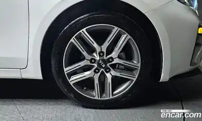 Kia K3 2019 1.6 Автомат в Москве № 1143394, миниатюра 4