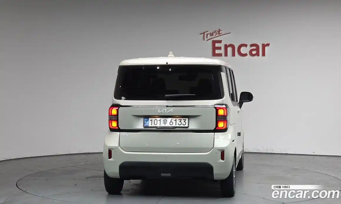 Kia Ray 2023 1.0 Автомат в Москве № 1143452, фото 4