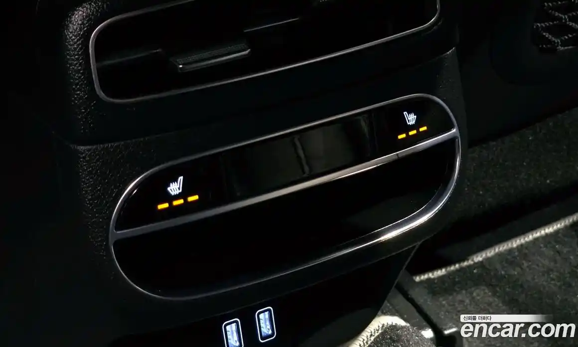 Genesis GV70 2021 2.5 Автомат в Москве № 1143705, фото 18