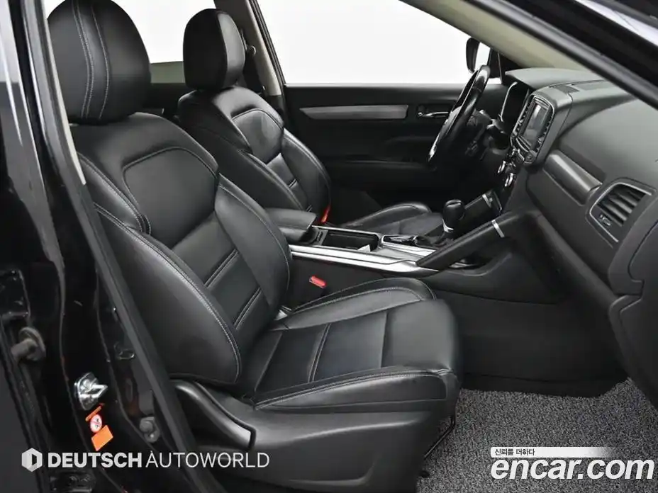 Renault QM6 2017 2.0 гидро в Москве № 1143800, фото 11