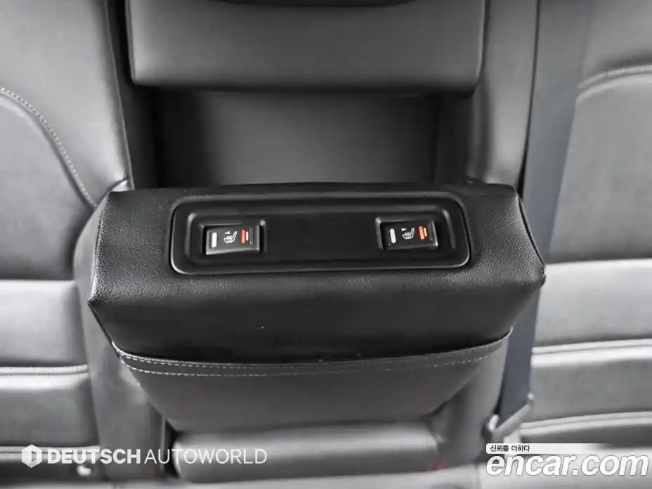 Renault QM6 2017 2.0 гидро в Москве № 1143800, фото 16