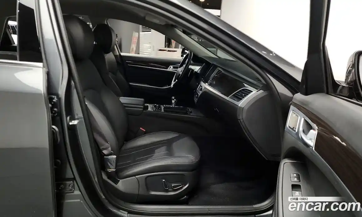 Genesis G80 2019 3.3 Автомат в Москве № 1143821, фото 12