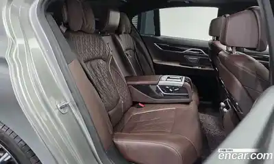 BMW 7-Series 2021 3.0 Автомат в Москве № 1144949, миниатюра 12