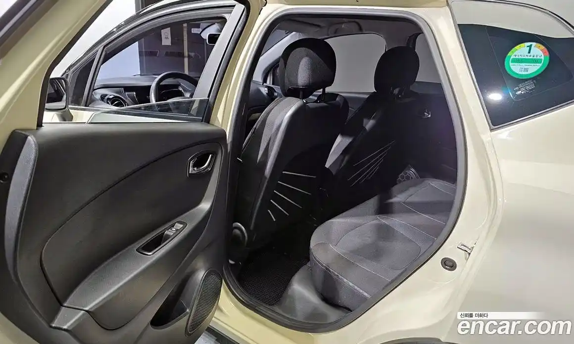 Renault QM3 2015 1.5 гидро в Москве № 1145812, фото 11