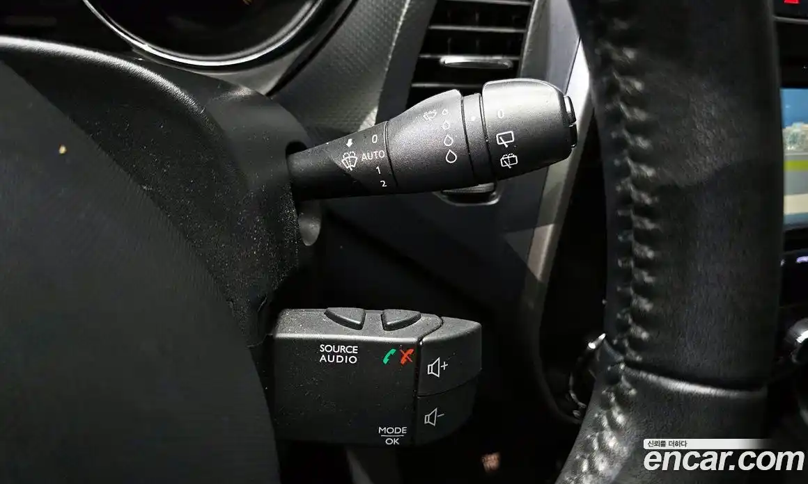 Renault QM3 2015 1.5 гидро в Москве № 1145812, фото 17