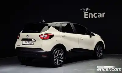 Renault QM3 2015 1.5 гидро в Москве № 1145812, миниатюра 2