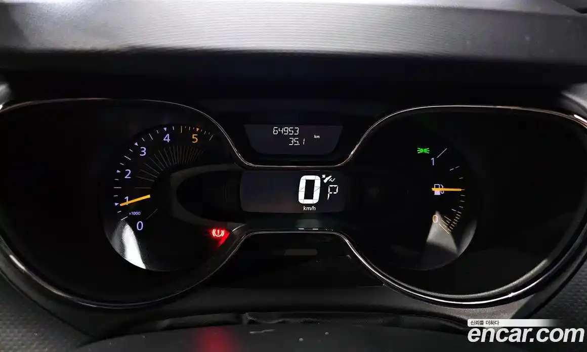 Renault QM3 2015 1.5 гидро в Москве № 1145812, фото 8