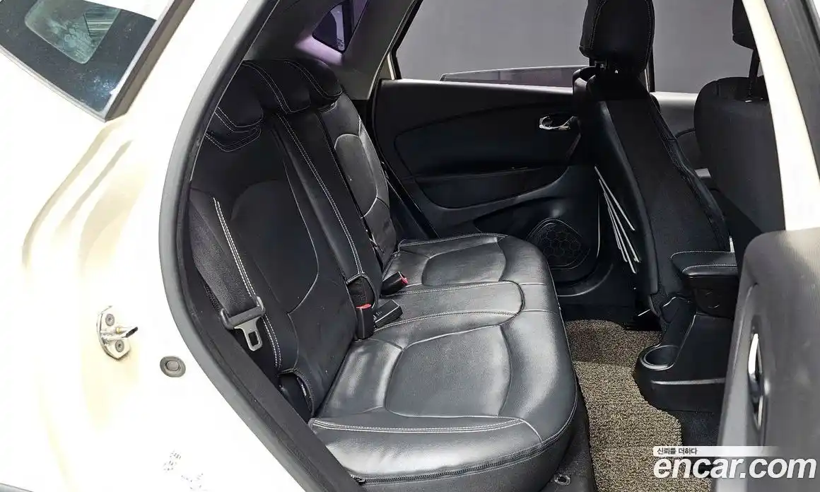 Renault QM3 2015 1.5 Автомат в Москве № 1146458, фото 12