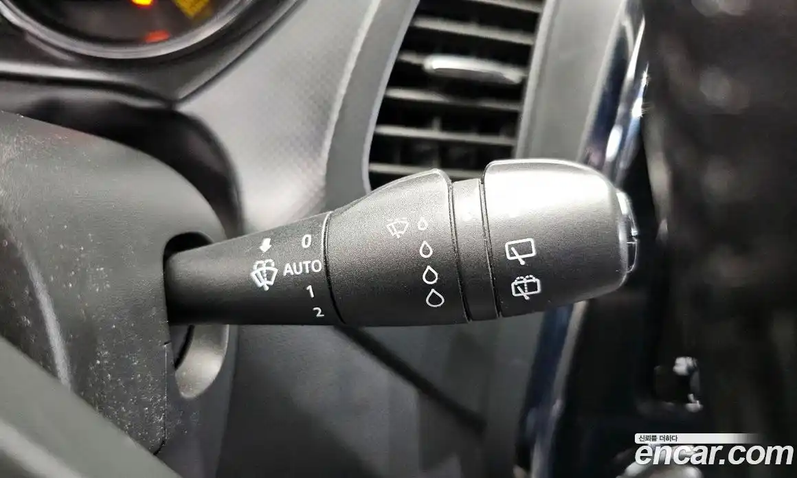 Renault QM3 2015 1.5 Автомат в Москве № 1146458, фото 18