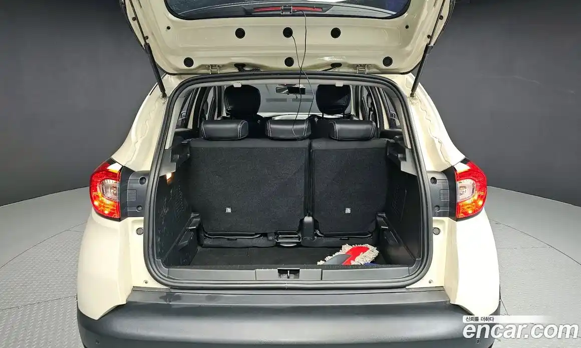 Renault QM3 2015 1.5 Автомат в Москве № 1146458, фото 20