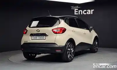 Renault QM3 2015 1.5 Автомат в Москве № 1146458, миниатюра 2