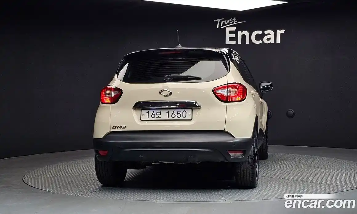 Renault QM3 2015 1.5 Автомат в Москве № 1146458, фото 4