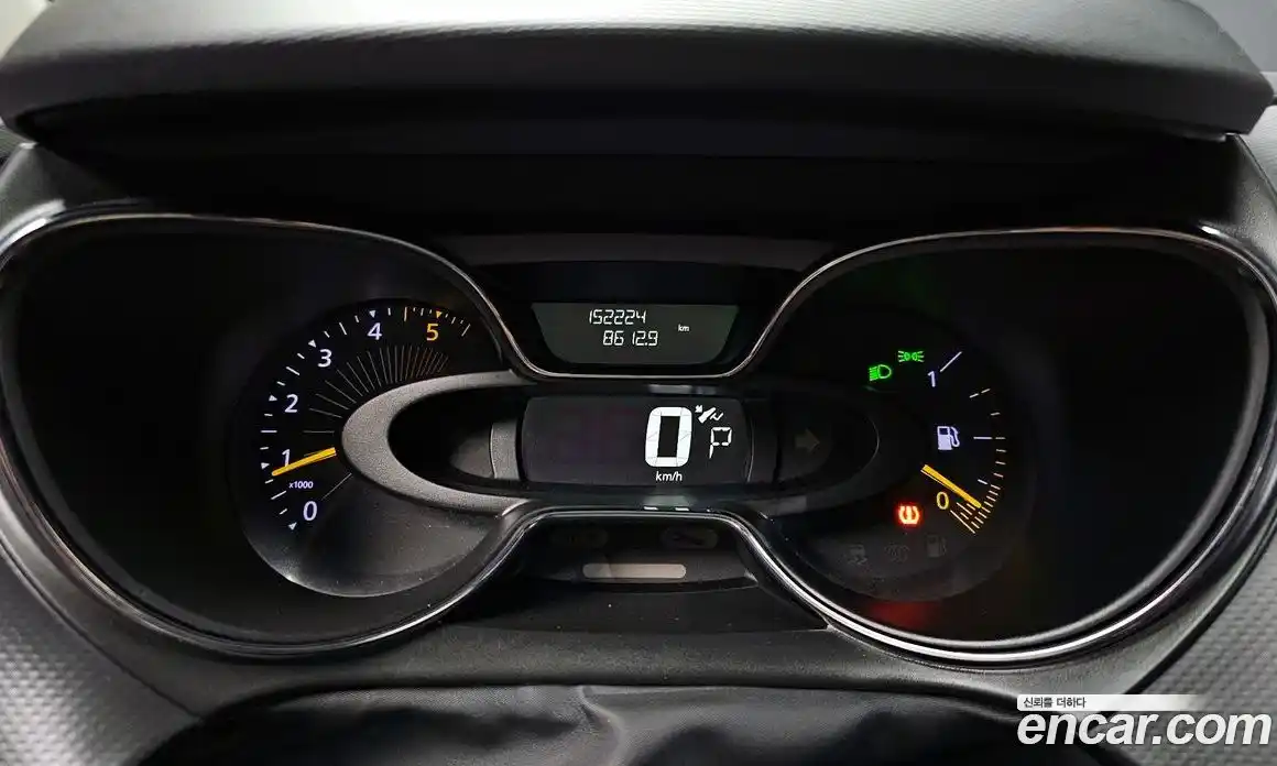 Renault QM3 2015 1.5 Автомат в Москве № 1146458, фото 8