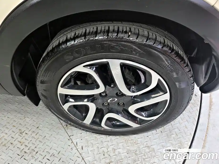 Renault QM3 2015 1.5 Автомат в Москве № 1146546, фото 5