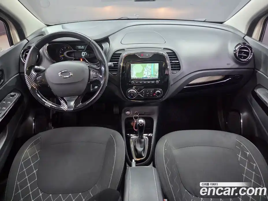 Renault QM3 2015 1.5 Автомат в Москве № 1146546, фото 7