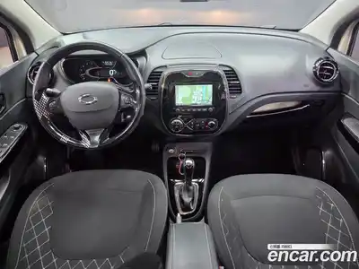 Renault QM3 2015 1.5 Автомат в Москве № 1146546, миниатюра 7