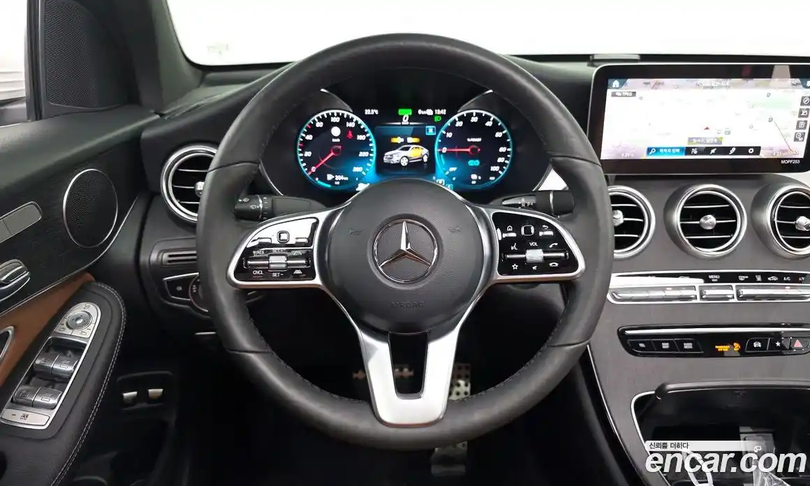 Mercedes-Benz GLC-Class 2021 2.0 гидро в Москве № 1147200, фото 13