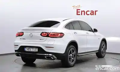 Mercedes-Benz GLC-Class 2021 2.0 гидро в Москве № 1147200, миниатюра 2